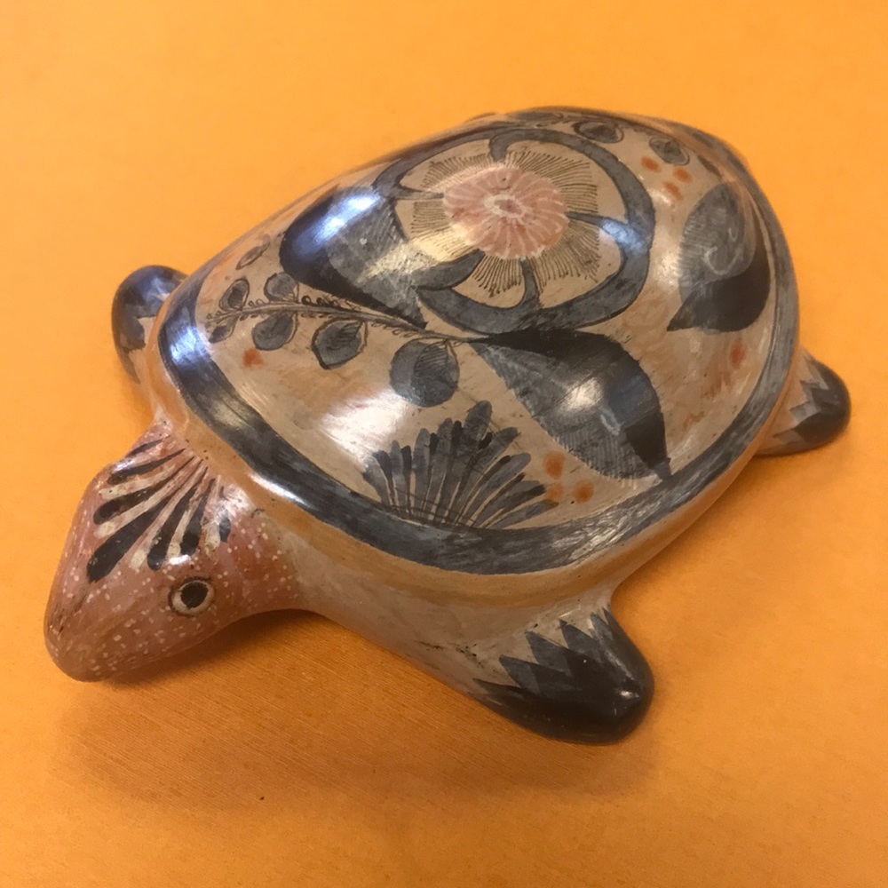 Vintage 7" Folk Art Hand Painted‎ Mexican Tonala Tortoise Turtle